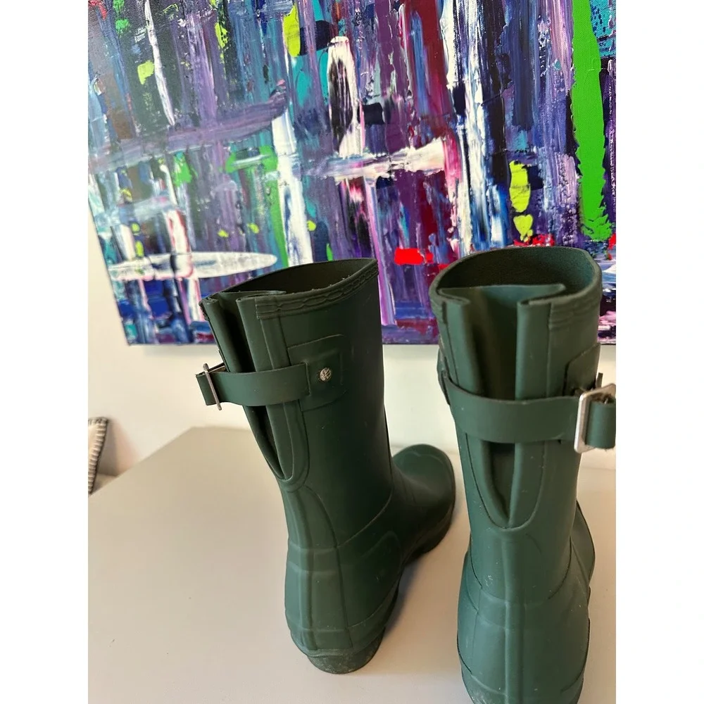 Hunter Original Short Back Adjustable Rain Boots in Hunter Green Matte | Size 6